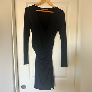 JENNIFER LOPEZ BLACK LONG SLEEVE SHORT V NECK WRAP DRESS SIZE SMALL
